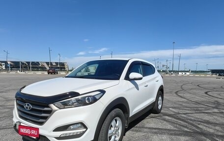 Hyundai Tucson III, 2017 год, 2 400 000 рублей, 2 фотография