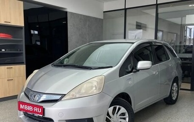 Honda Fit Shuttle I рестайлинг, 2013 год, 970 000 рублей, 1 фотография