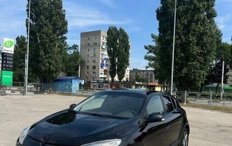 Renault Megane III, 2010 год, 600 000 рублей, 2 фотография