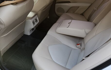 Toyota Camry, 2018 год, 3 300 000 рублей, 5 фотография