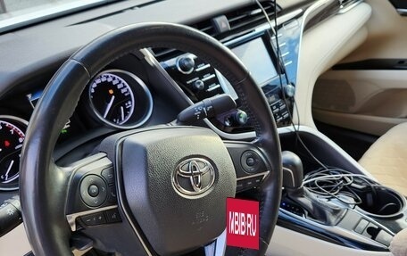 Toyota Camry, 2018 год, 3 300 000 рублей, 11 фотография