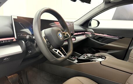 BMW 5 серия, 2025 год, 8 495 000 рублей, 8 фотография