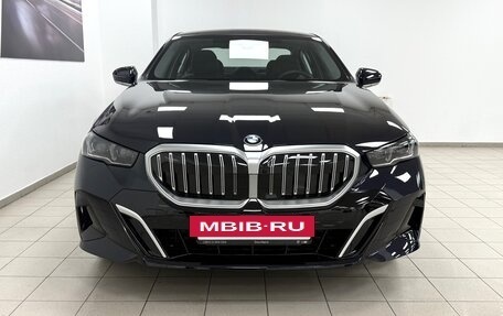 BMW 5 серия, 2025 год, 8 495 000 рублей, 4 фотография