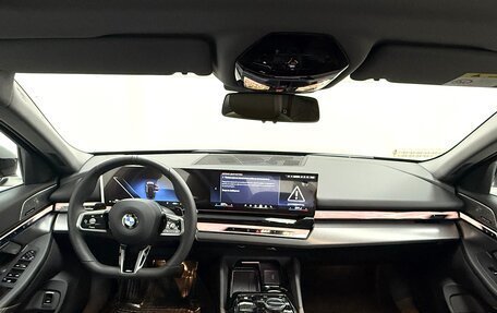 BMW 5 серия, 2025 год, 8 495 000 рублей, 36 фотография