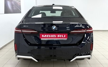 BMW 5 серия, 2025 год, 8 495 000 рублей, 38 фотография