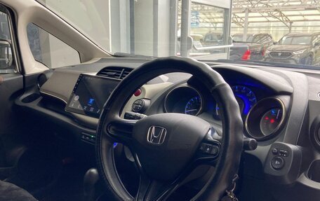 Honda Fit Shuttle I рестайлинг, 2013 год, 970 000 рублей, 9 фотография