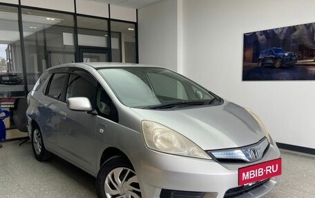 Honda Fit Shuttle I рестайлинг, 2013 год, 970 000 рублей, 5 фотография