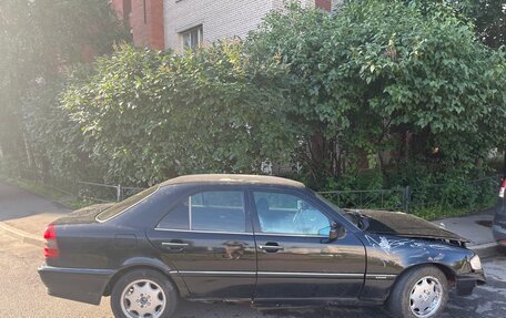Mercedes-Benz C-Класс, 1994 год, 77 000 рублей, 2 фотография