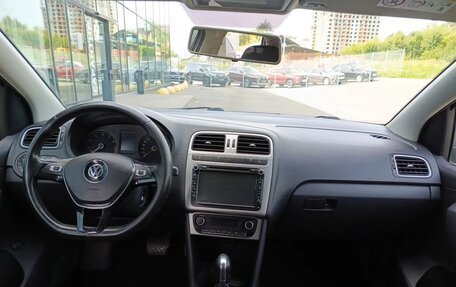 Volkswagen Polo VI (EU Market), 2018 год, 999 800 рублей, 17 фотография