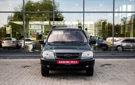 Chevrolet Niva I рестайлинг, 2010 год, 450 000 рублей, 3 фотография