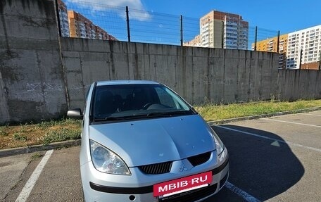 Mitsubishi Colt VI рестайлинг, 2005 год, 380 000 рублей, 2 фотография