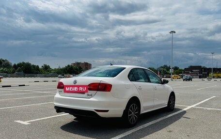 Volkswagen Jetta VI, 2012 год, 899 000 рублей, 5 фотография