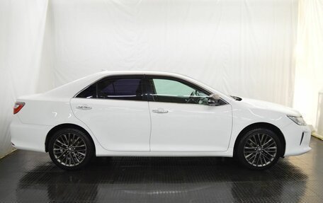 Toyota Camry, 2016 год, 1 975 000 рублей, 4 фотография