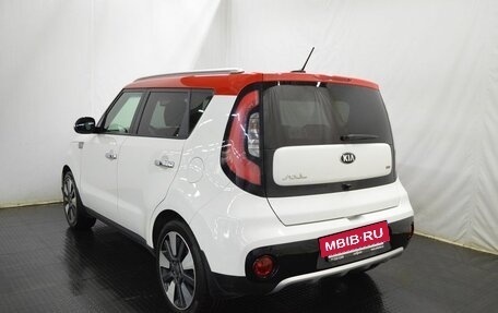 KIA Soul II рестайлинг, 2018 год, 1 472 000 рублей, 7 фотография