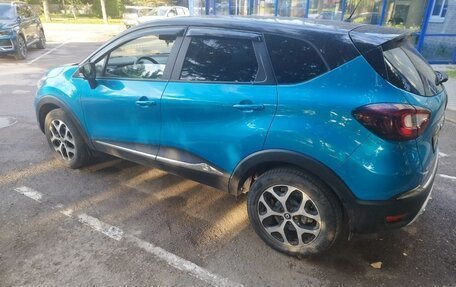 Renault Kaptur I рестайлинг, 2017 год, 1 850 000 рублей, 6 фотография