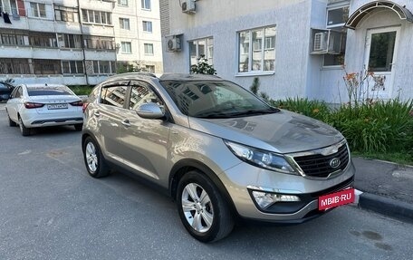 KIA Sportage III, 2011 год, 1 000 000 рублей, 3 фотография