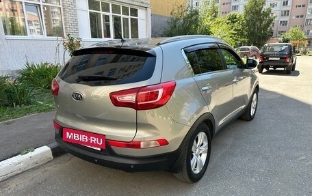 KIA Sportage III, 2011 год, 1 000 000 рублей, 4 фотография