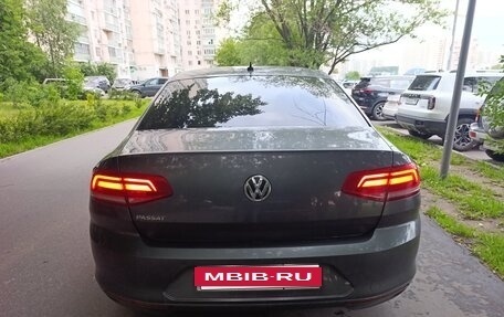 Volkswagen Passat B8 рестайлинг, 2017 год, 1 450 000 рублей, 12 фотография
