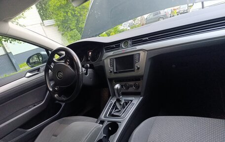 Volkswagen Passat B8 рестайлинг, 2017 год, 1 450 000 рублей, 23 фотография