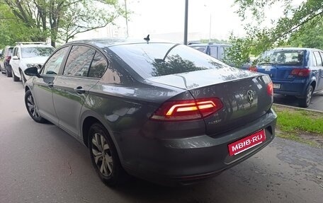 Volkswagen Passat B8 рестайлинг, 2017 год, 1 450 000 рублей, 27 фотография
