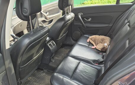 Renault Latitude I, 2010 год, 800 000 рублей, 7 фотография