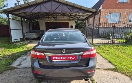 Renault Latitude I, 2010 год, 800 000 рублей, 2 фотография