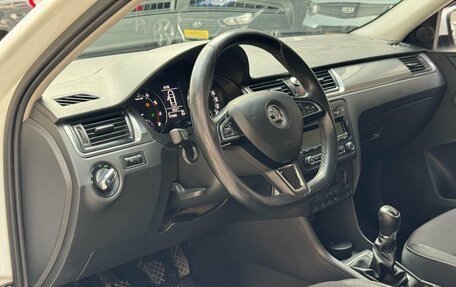 Skoda Rapid I, 2015 год, 890 000 рублей, 9 фотография