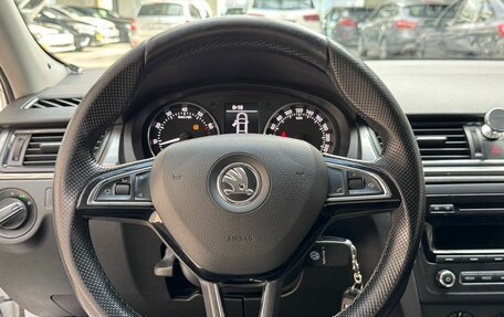 Skoda Rapid I, 2015 год, 890 000 рублей, 10 фотография