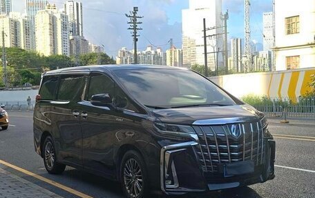 Toyota Alphard III, 2021 год, 7 600 000 рублей, 3 фотография