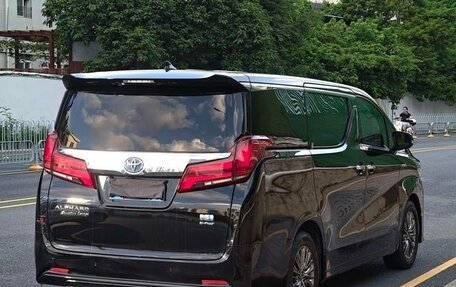 Toyota Alphard III, 2021 год, 7 600 000 рублей, 4 фотография