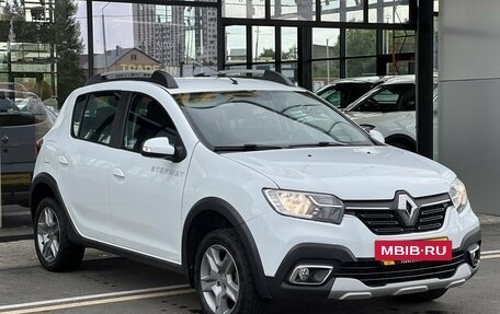 Renault Sandero II рестайлинг, 2018 год, 1 060 000 рублей, 3 фотография