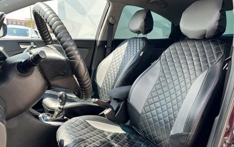Hyundai Solaris II рестайлинг, 2013 год, 800 000 рублей, 20 фотография