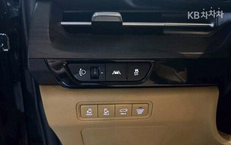 KIA Carnival, 2021 год, 2 426 000 рублей, 10 фотография