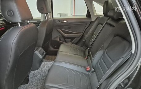 Volkswagen Jetta VII, 2022 год, 1 990 000 рублей, 12 фотография