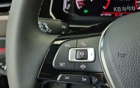 Volkswagen Jetta VII, 2022 год, 1 990 000 рублей, 16 фотография
