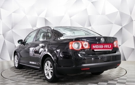 Volkswagen Jetta VI, 2010 год, 650 000 рублей, 3 фотография