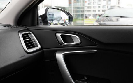 KIA cee'd III, 2021 год, 2 159 000 рублей, 27 фотография