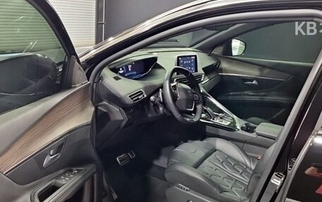 Peugeot 3008 II, 2022 год, 1 859 000 рублей, 5 фотография