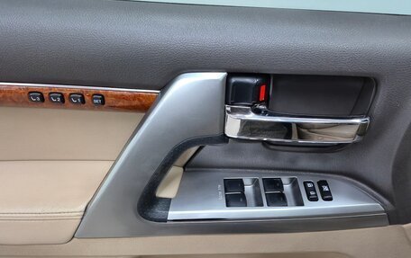 Toyota Land Cruiser 200, 2012 год, 3 480 000 рублей, 9 фотография