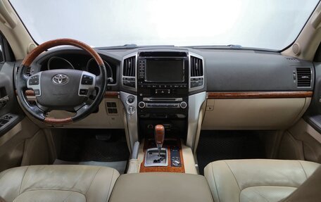 Toyota Land Cruiser 200, 2012 год, 3 480 000 рублей, 11 фотография