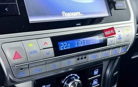 Toyota Land Cruiser Prado 150 рестайлинг 2, 2018 год, 5 000 000 рублей, 14 фотография