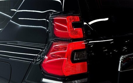 Toyota Land Cruiser Prado 150 рестайлинг 2, 2018 год, 5 000 000 рублей, 32 фотография