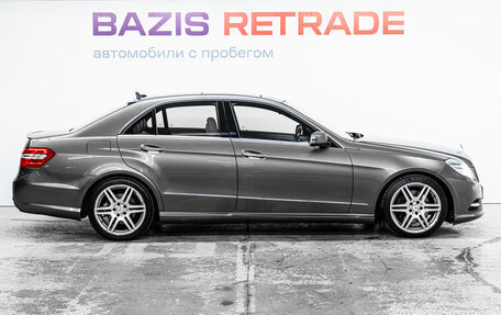 Mercedes-Benz E-Класс, 2012 год, 1 990 000 рублей, 4 фотография