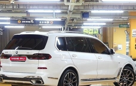 BMW X7, 2022 год, 7 989 000 рублей, 3 фотография