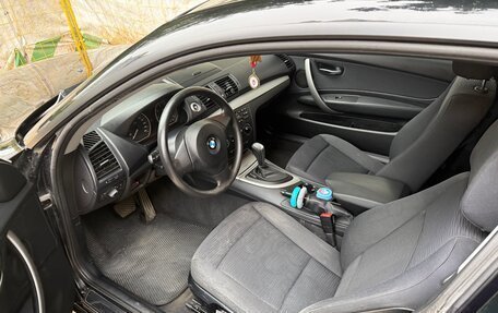 BMW 1 серия, 2011 год, 1 200 000 рублей, 6 фотография