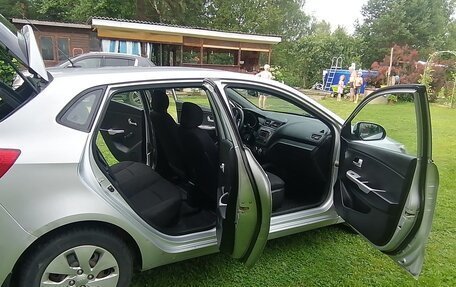KIA Rio III рестайлинг, 2013 год, 700 000 рублей, 13 фотография
