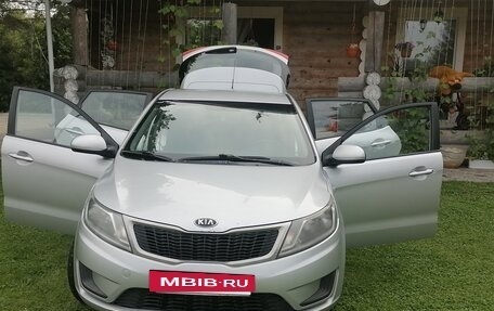 KIA Rio III рестайлинг, 2013 год, 700 000 рублей, 8 фотография
