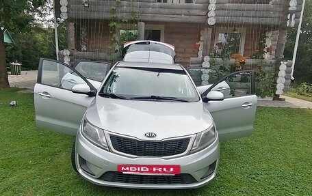 KIA Rio III рестайлинг, 2013 год, 700 000 рублей, 14 фотография