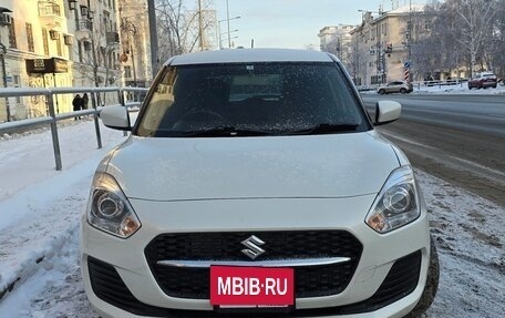 Suzuki Swift V, 2021 год, 1 300 000 рублей, 2 фотография