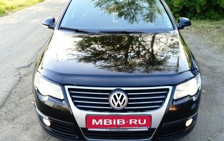 Volkswagen Passat B6, 2007 год, 750 000 рублей, 2 фотография
